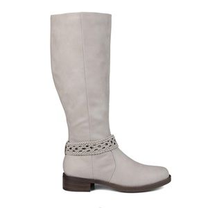 JOURNEE COLLECTION Womens Stone Gray Distressed Riding Boot